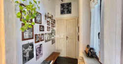 Casa con terrazzo