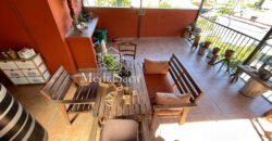 Casa con terrazzo