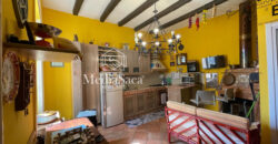 Casa con terrazzo